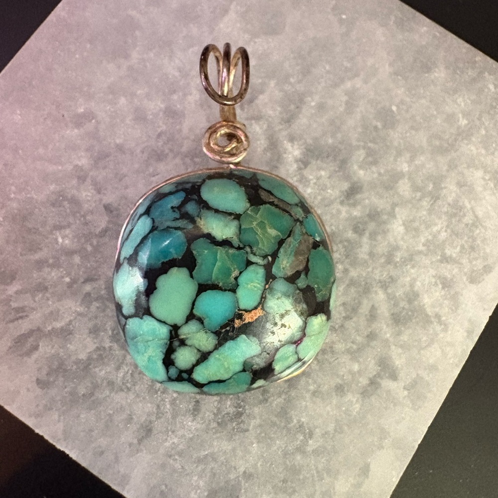 Turquoise Pendant Necklace - Picture 3 of 7